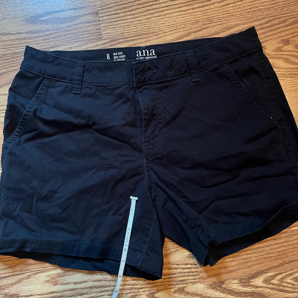 a.n.a Women's Classic Black Bermudas